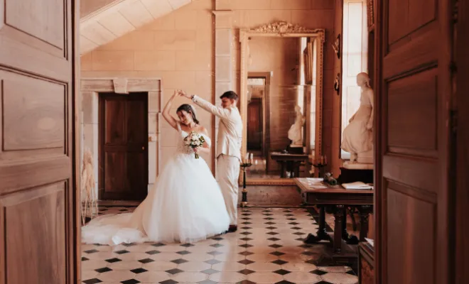 Photographe mariage à Besançon : mariage au Château d'Arcelot en Bourgogne