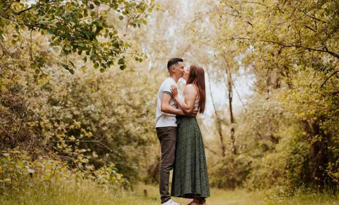 Photographe pour séance photo couple à Geneuille, Besançon, TAILS PHOTOGRAPHIE