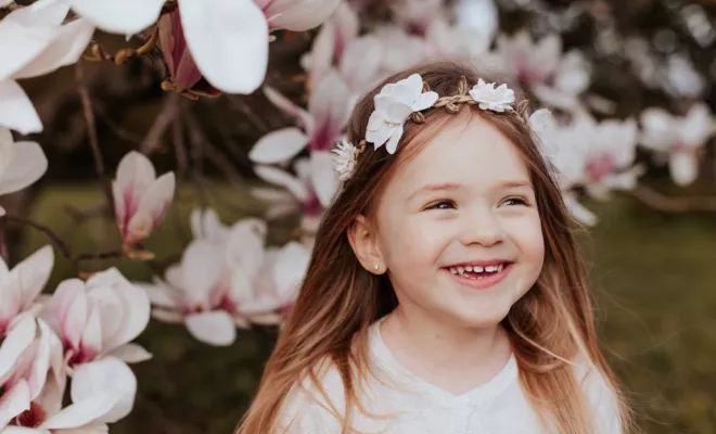 Photographe pour séance photo en famille fleurie à Besançon, Besançon, TAILS PHOTOGRAPHIE