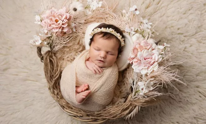 Photographe pour séance photo naissance à Besançon , Besançon, TAILS PHOTOGRAPHIE