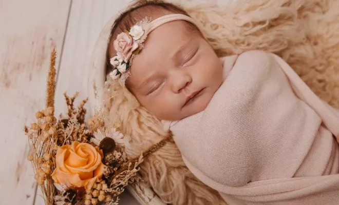 Photographe pour shooting bébé en studio à Besançon , Besançon, TAILS PHOTOGRAPHIE