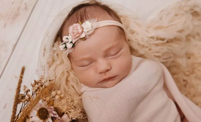 Photographe pour shooting bébé en studio à Besançon , Besançon, TAILS PHOTOGRAPHIE