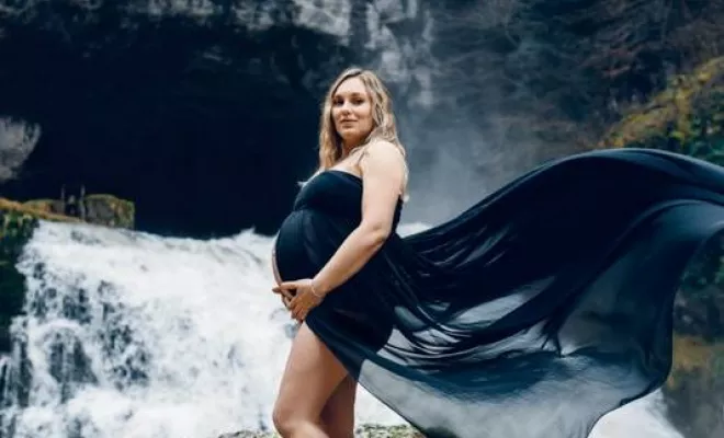 Photographe pour shooting grossesse en famille en Franche-Comté, Besançon, TAILS PHOTOGRAPHIE