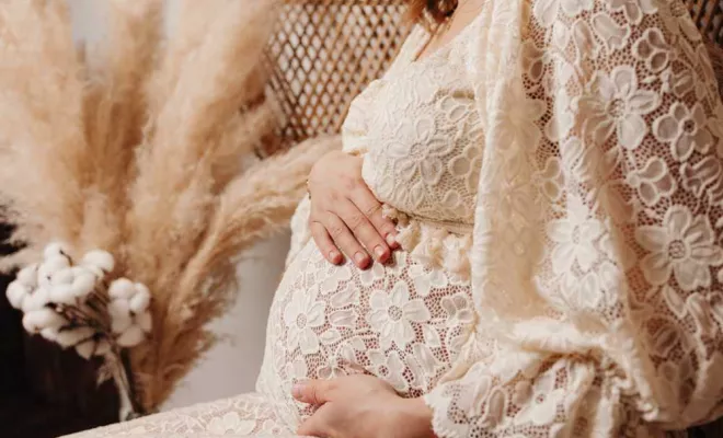  Photographe professionnelle shooting photo grossesse bohème en studio à Besançon, Besançon, TAILS PHOTOGRAPHIE