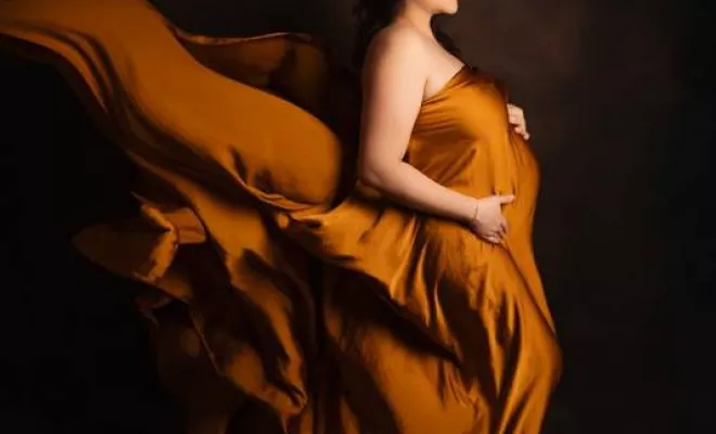 Photographe professionnelle shooting photo grossesse en studio à Besançon, Besançon, TAILS PHOTOGRAPHIE