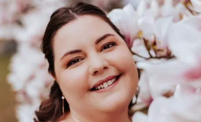 Portrait femme fleuri à Besançon, Besançon, TAILS PHOTOGRAPHIE