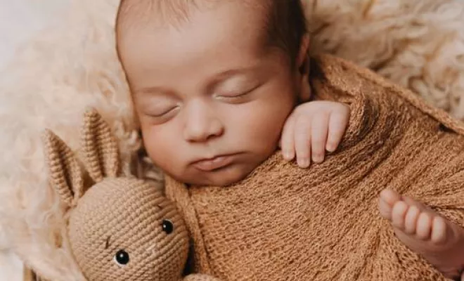 Portrait naissance bébé, Besançon, TAILS PHOTOGRAPHIE