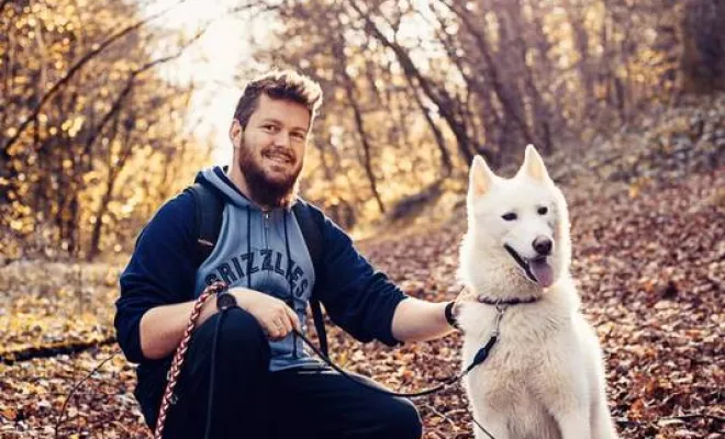 Séance photo en famille avec animaux de compagnie à Besançon, Besançon, TAILS PHOTOGRAPHIE