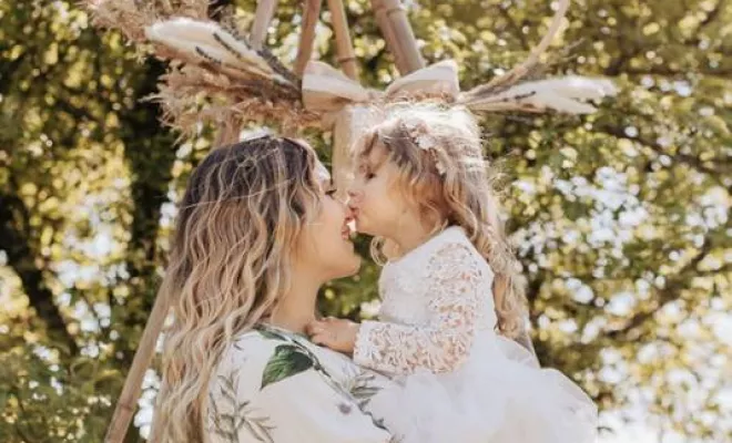 Séance photo mère et fille à Besançon, Besançon, TAILS PHOTOGRAPHIE