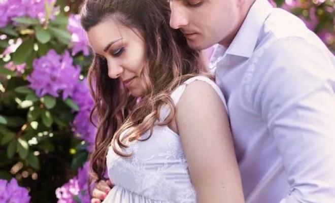 Shooting grossesse couple en Franche Comté, Besançon, TAILS PHOTOGRAPHIE