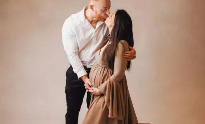 Shooting grossesse en couple à Besançon, Besançon, TAILS PHOTOGRAPHIE