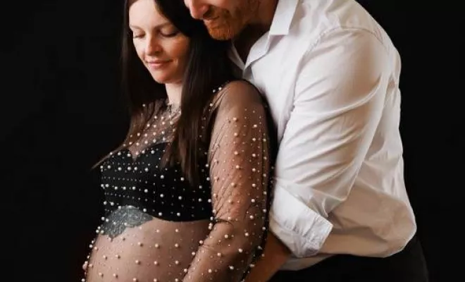 Shooting grossesse en couple à Besançon, Besançon, TAILS PHOTOGRAPHIE