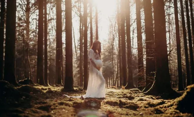 Shooting grossesse en pleine nature à Besançon, Besançon, TAILS PHOTOGRAPHIE