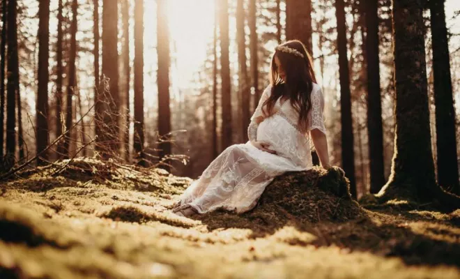 Shooting grossesse en pleine nature à Besançon, Besançon, TAILS PHOTOGRAPHIE