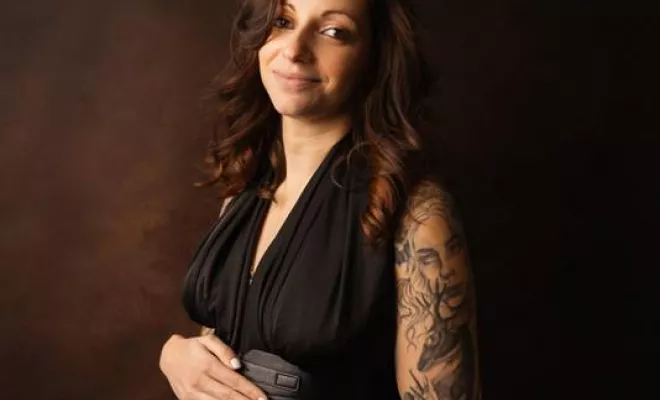 Shooting grossesse glamour rock à Besançon, Besançon, TAILS PHOTOGRAPHIE