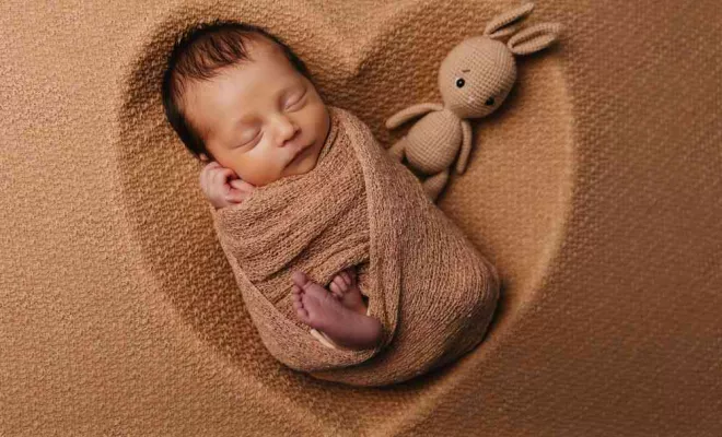 Shooting naissance bébé en studio à Besançon, Besançon, TAILS PHOTOGRAPHIE