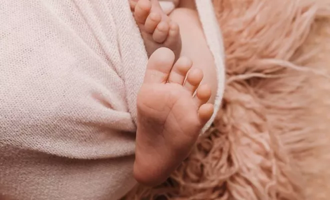 Shooting naissance en studio à Besançon, Besançon, TAILS PHOTOGRAPHIE