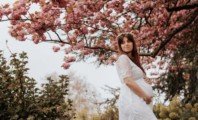 Shooting photo grossesse bohème à Besançon, Besançon, TAILS PHOTOGRAPHIE