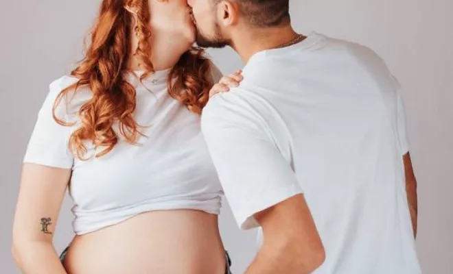 Shooting photo grossesse en couple à Besançon, Besançon, TAILS PHOTOGRAPHIE