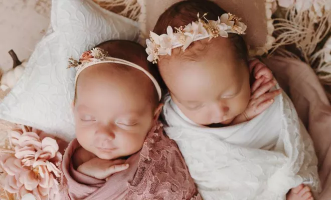 Shooting photo naissance jumelles à Besançon, Besançon, TAILS PHOTOGRAPHIE