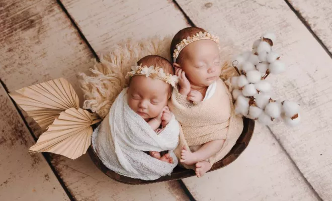 Shooting photo naissance jumelles à Besançon, Besançon, TAILS PHOTOGRAPHIE