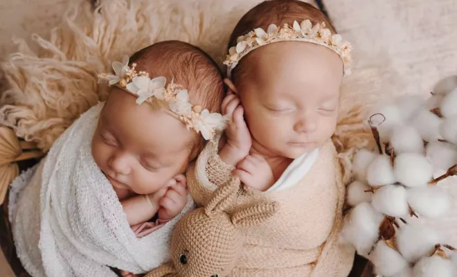 Shooting photo naissance jumelles à Besançon, Besançon, TAILS PHOTOGRAPHIE