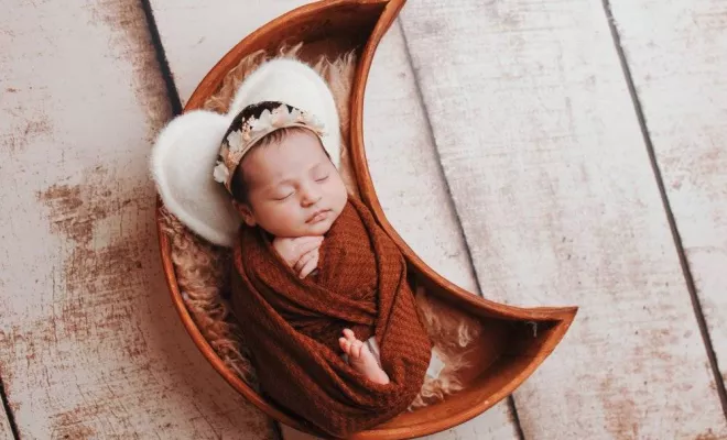 Shooting photo nouveau né à Besançon, Besançon, TAILS PHOTOGRAPHIE