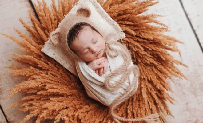 Shooting photo nouveau né à Besançon, Besançon, TAILS PHOTOGRAPHIE