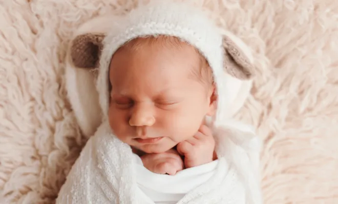 Séance photo nouveau né en studio en Franche-Comté