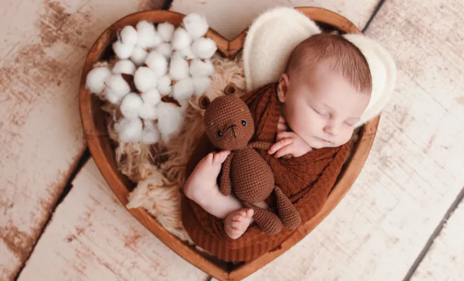 Séance photo bébé garçon en studio à Besançon