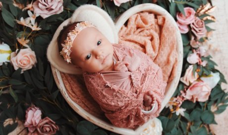 Séance Photo Nouveau-né À Besançon