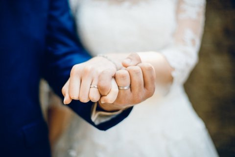 Photographe professionnelle reportage mariage à Saône près de Besançon