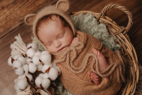 Photographe pour shooting naissance en studio à Besançon