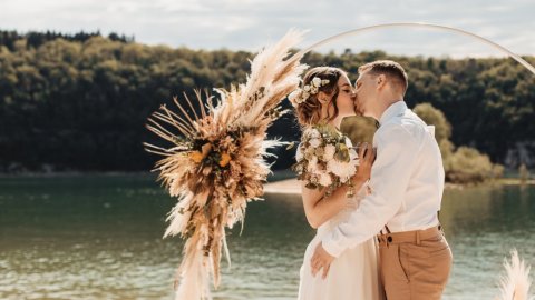 Photographe professionnelle de mariage en Franche-Comté