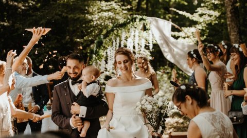 Photographe professionnelle mariage au château de Saint Loup près de Besançon