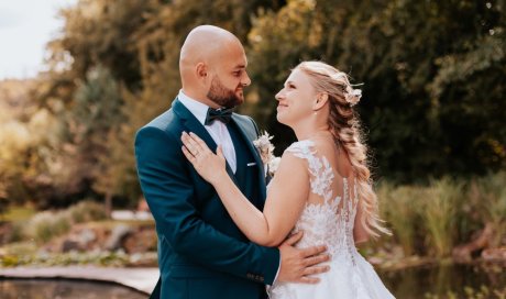 Photographe professionnelle de mariage au Moulin de la Mangue en Haute-Saône