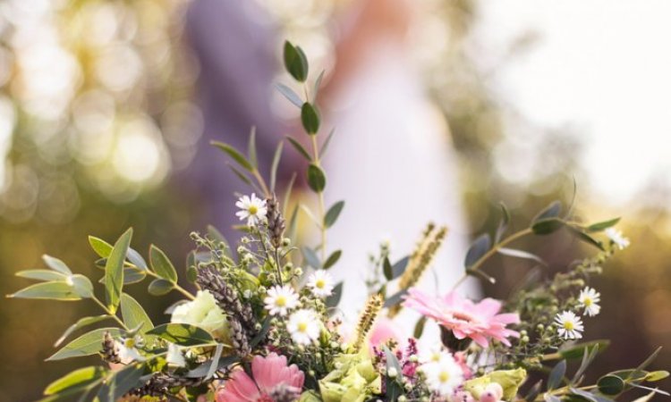 Photographe professionnelle mariage à Pesmes près de Dole