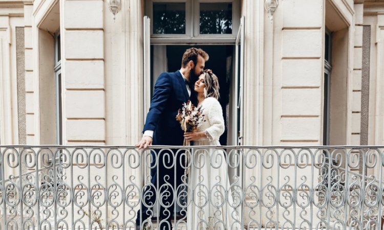 Photographe professionnelle mariage Château de la Dame Blanche Geneuille