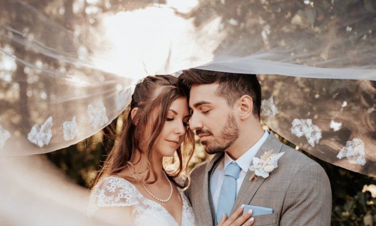 Photographe professionnelle mariage au Moulin de la Mangue près de Besançon