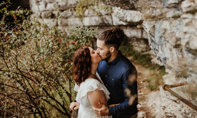 Photographe professionnelle séance photo couple à Besançon 