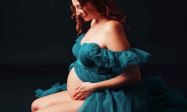 Photographe pour shooting photo grossesse artistique à Besançon