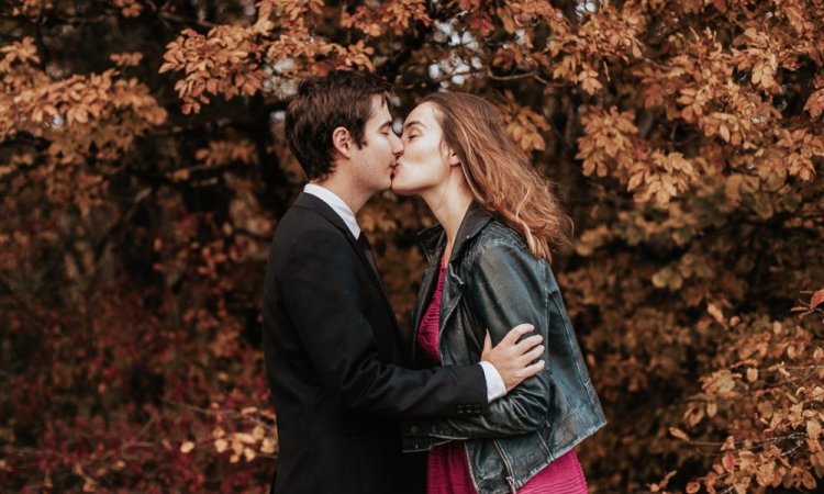 Séance photo couple avec une photographe professionnelle à Besançon