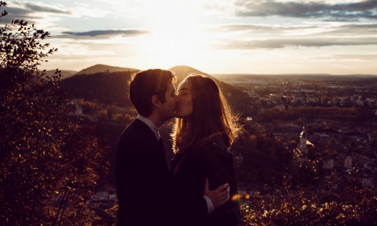 Séance photo couple avec une photographe professionnelle à Besançon