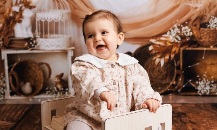Photographe pour shooting photo bébé bohème à Besançon