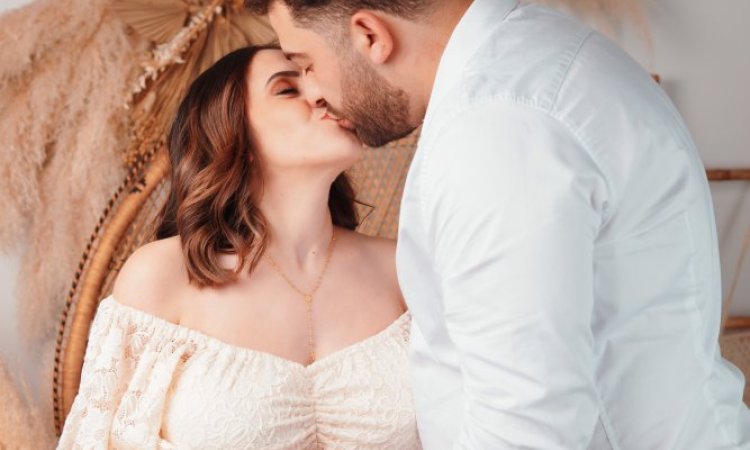 Shooting Grossesse Et Naissance À Besançon