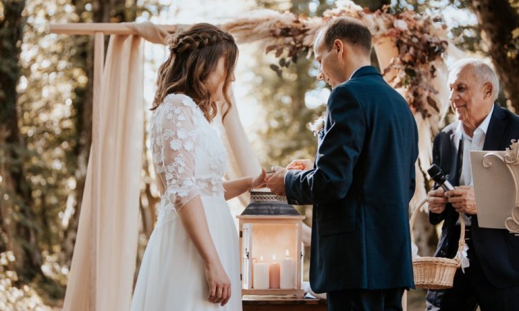 Photographe professionnelle de mariage en Bourgogne