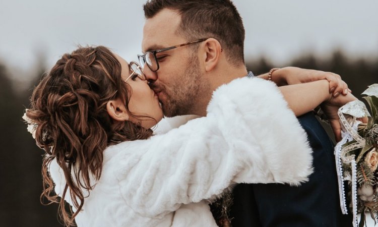 Photographe professionnelle de mariage dans la région du Jura