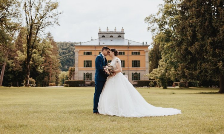 Photographe professionnelle de mariage à la Villa palladienne à Syam 