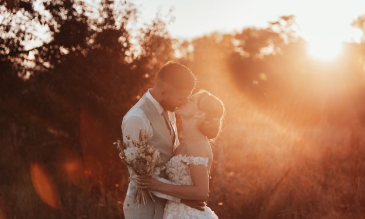 Photographe professionnelle de mariage au Domaine du Moulin de Jeanne à Courlaoux dans le Jura