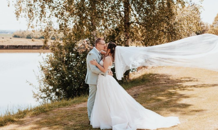 Photographe de mariage professionnelle – Mariage O'Complexe à Francourt